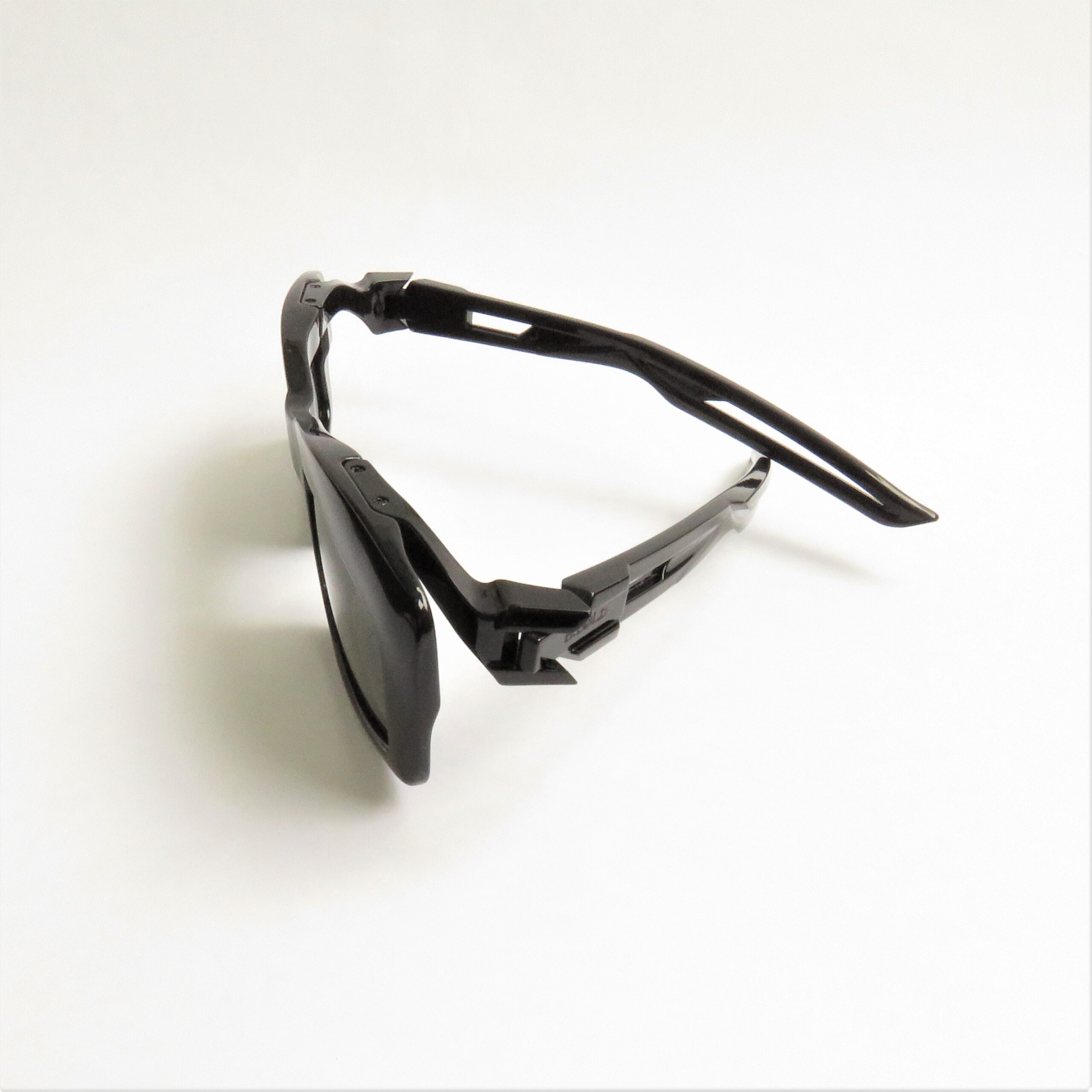 DRESDEN BLACK 5
